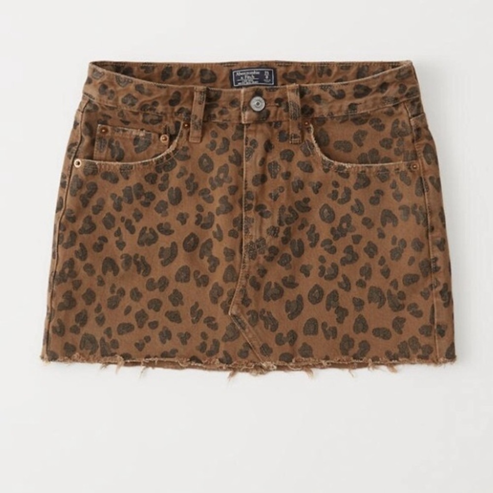 Leopard Denim Skirt 🐯✨